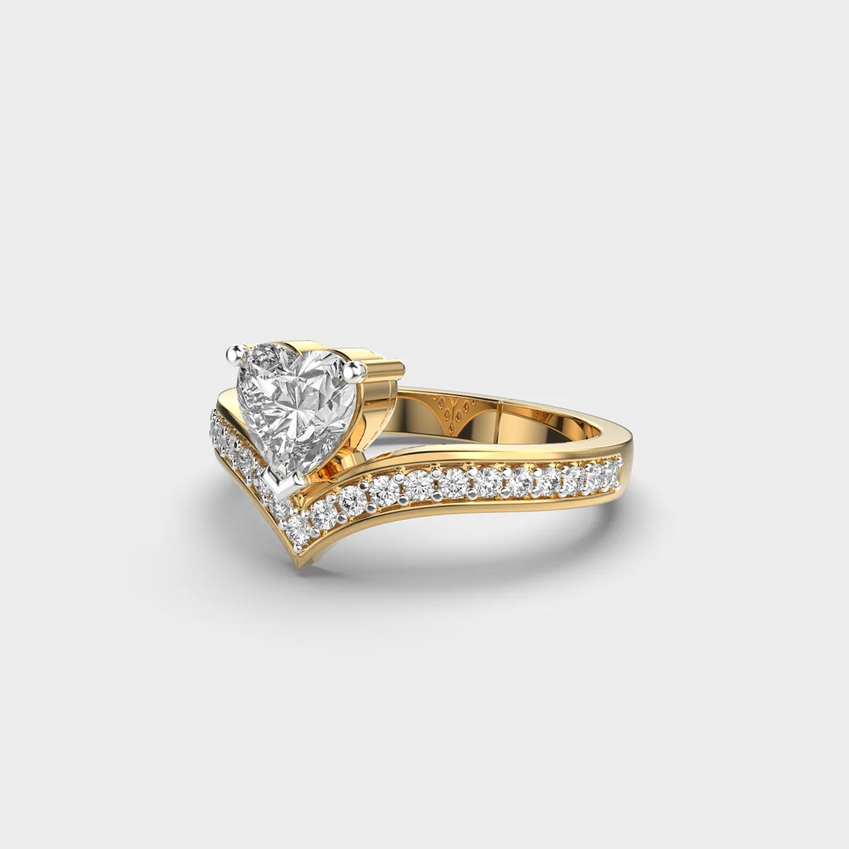 Pretty Heart Vanki Diamond Ring – alternate view